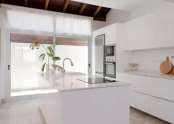 The Moss - Design In Prime Location - Walk To & * קורלחו