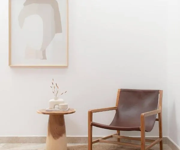 The Moss - Design In Prime Location - Walk To & *