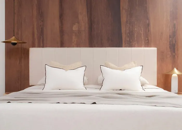 The Moss - Design In Prime Location - Walk To & *