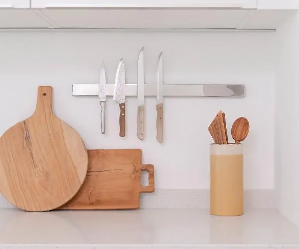 The Moss - Design In Prime Location - Walk To & וילה קורלחו